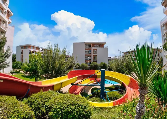 Crown Club * スヴェティ・ヴラス