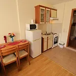 Crown Club Apartament Sveti Vlas