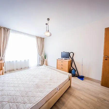 Crown Club Apartamento *