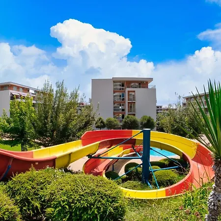 Crown Club * سفيتي فلاس