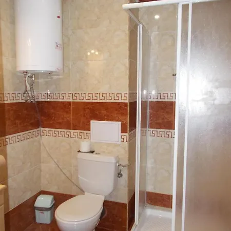 Crown Club Apartment *