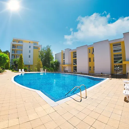 Crown Club شقة سفيتي فلاس