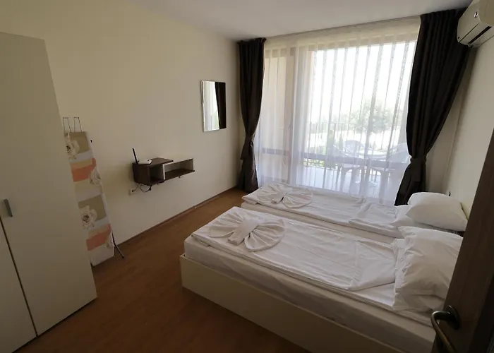 Crown Club Apartment Sveti Vlas