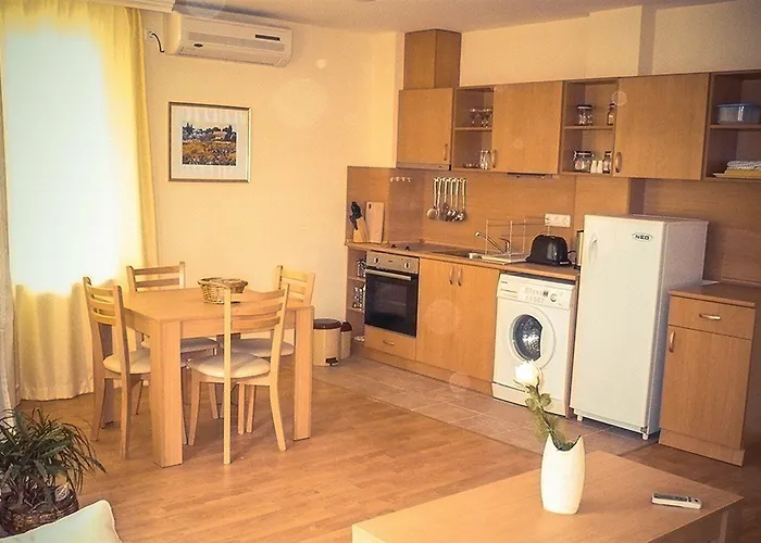 Apartment Crown Club
